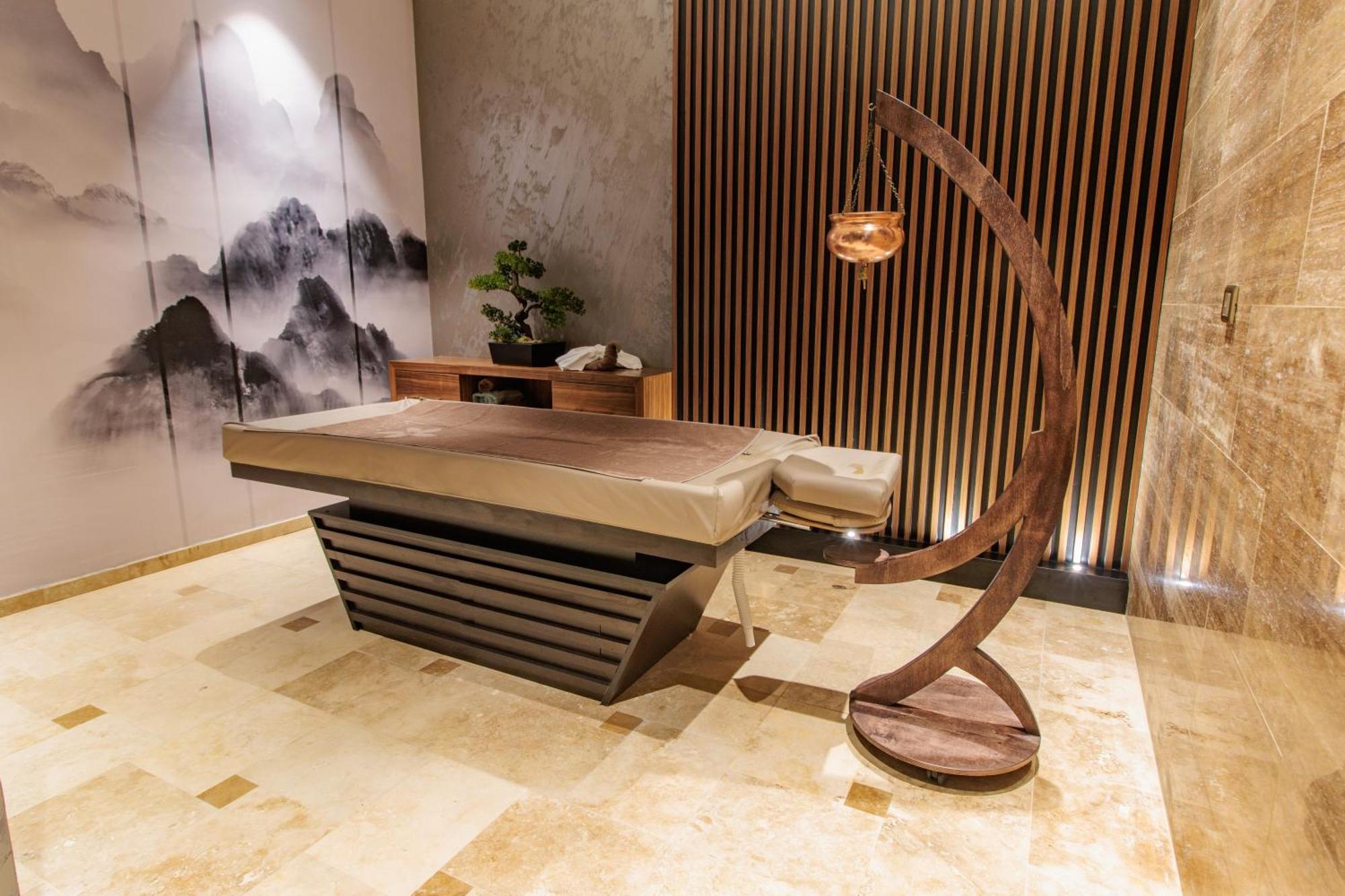 Anadolu Hotels Esenboga Thermal מראה חיצוני תמונה