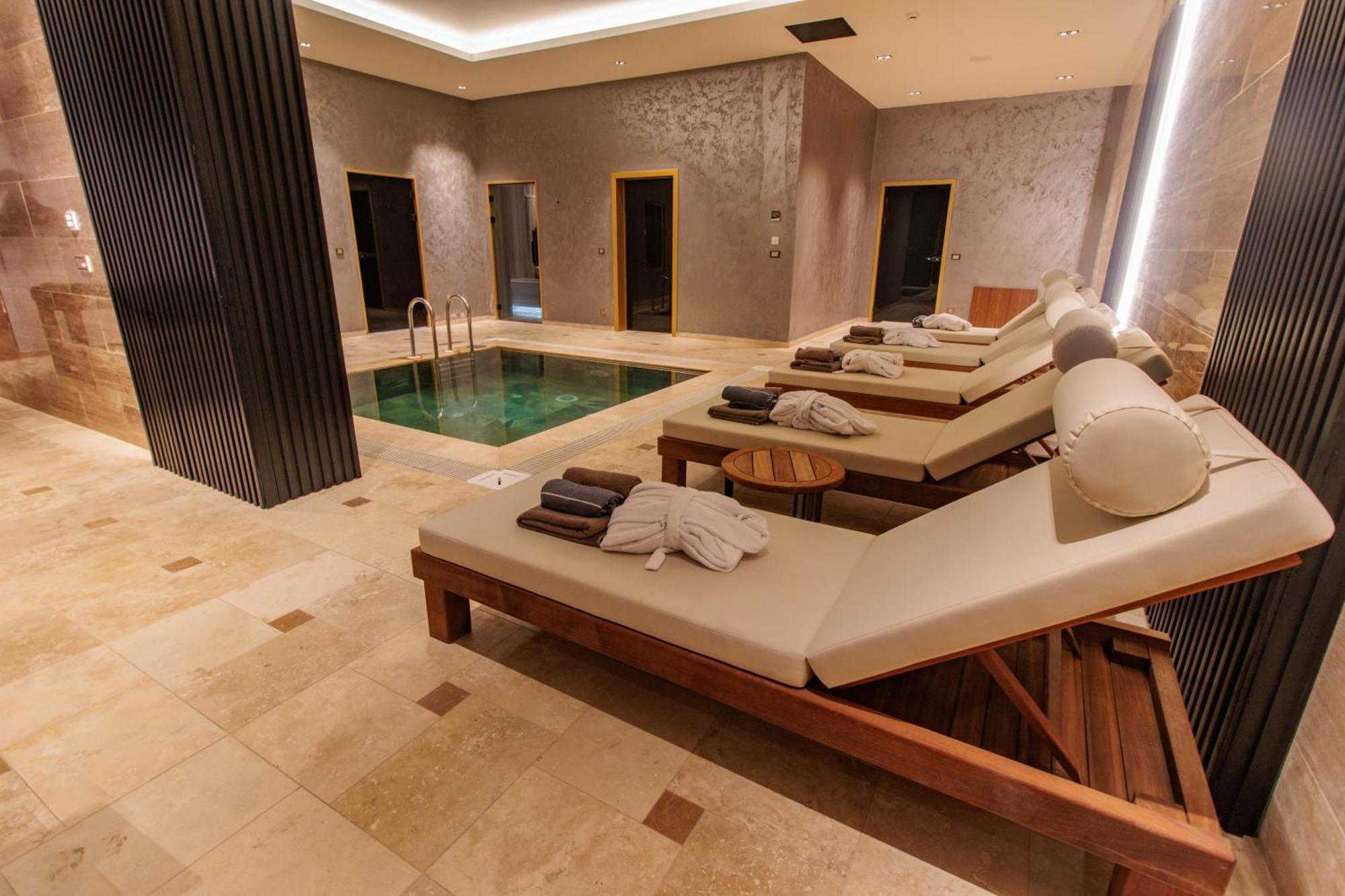 Anadolu Hotels Esenboga Thermal מראה חיצוני תמונה